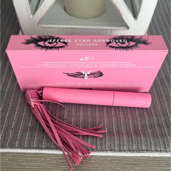 NIB Jeffrey Star 2pc set Mascara Black and The Gloss Paid in Full Lip gloss - Picture 4 of 10